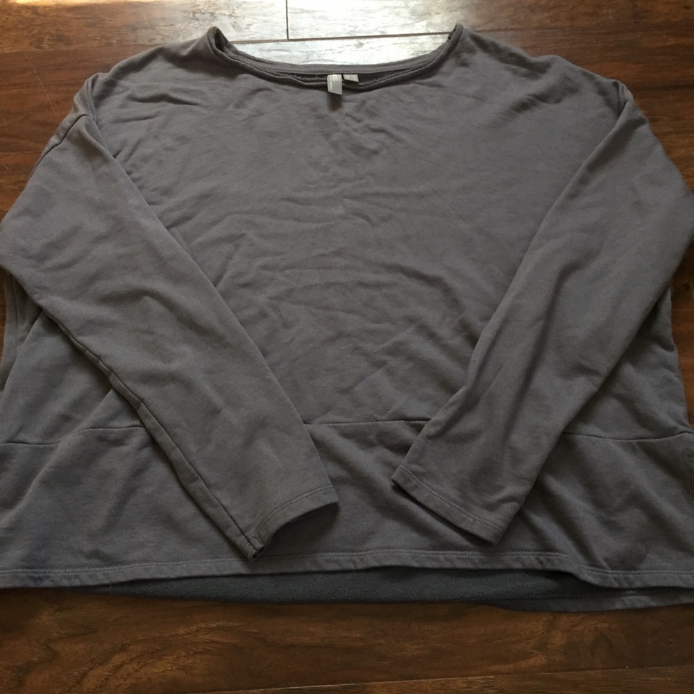 Gray sweater